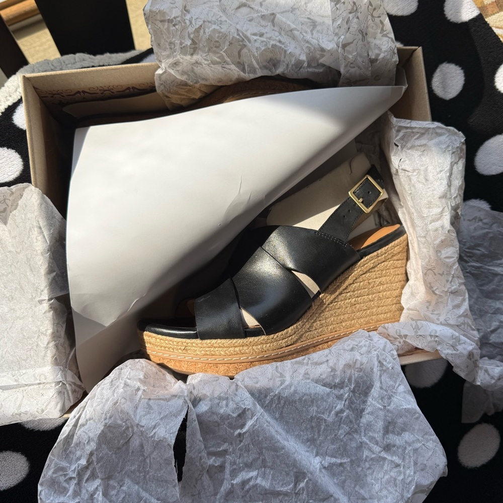 Clarks Black Leather Wedge Sandals - Picture 2 of 8